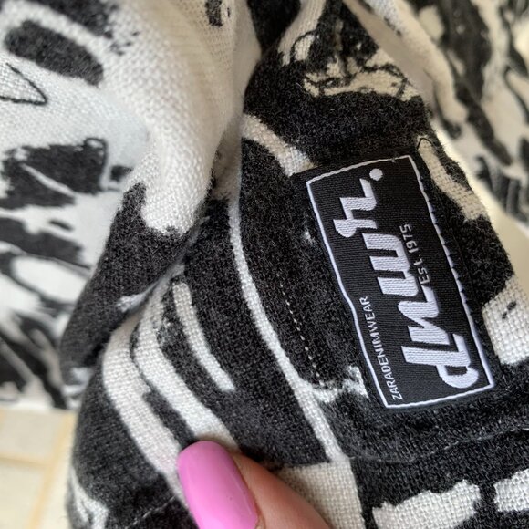 ZARA BLACK AND WHITE MENS BUTTON DOWN SHIRT SHORT SLEEVE SIZE M 80% VISCOSE 20% - Picture 4 of 8